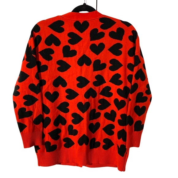 ❤️ Heart Cardigan ❤️ - Picture 2 of 2